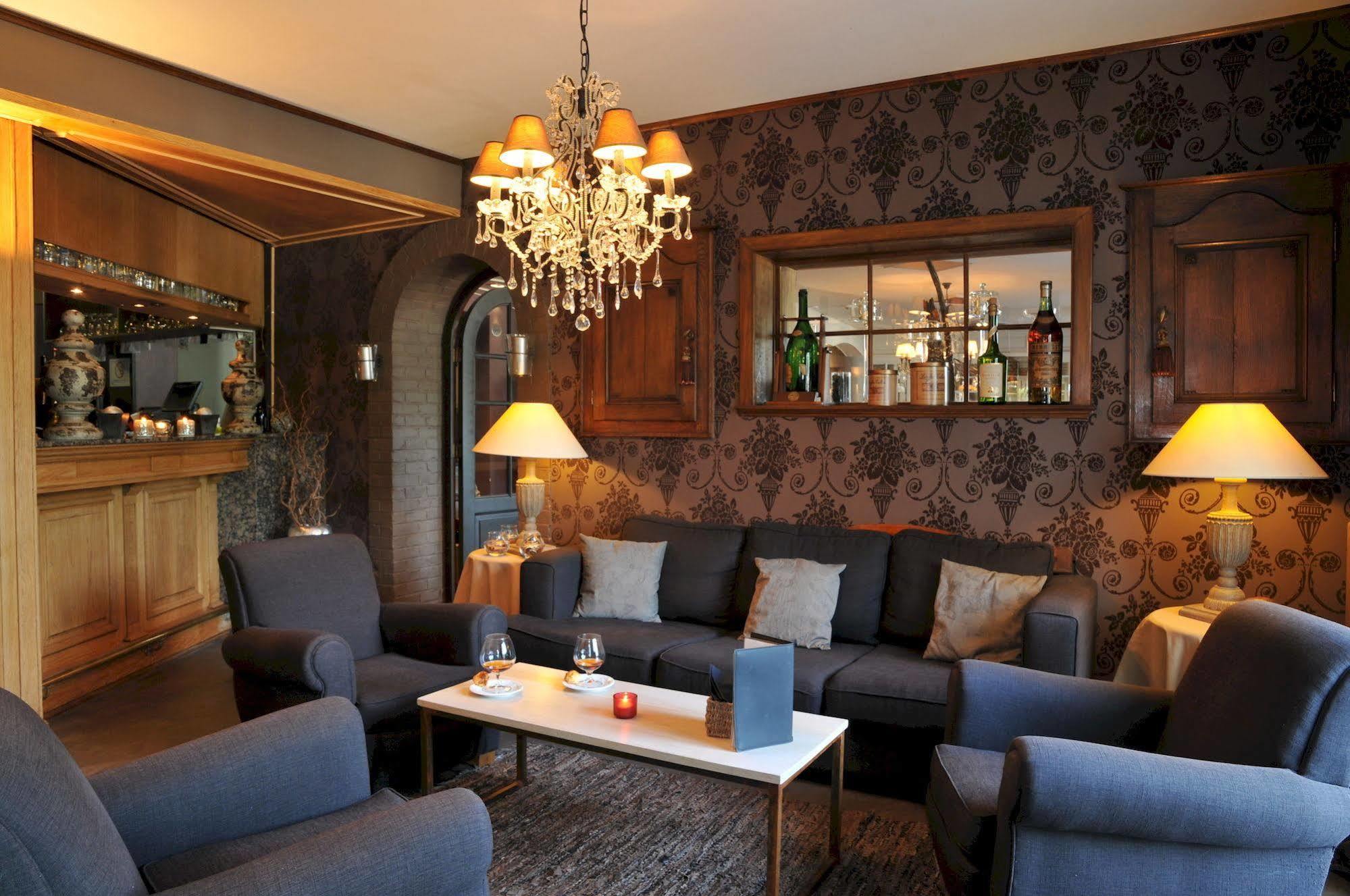 Hotel Panorama - Vue Exceptionnelle Sur La Semois 4*